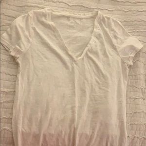 White v neck tee